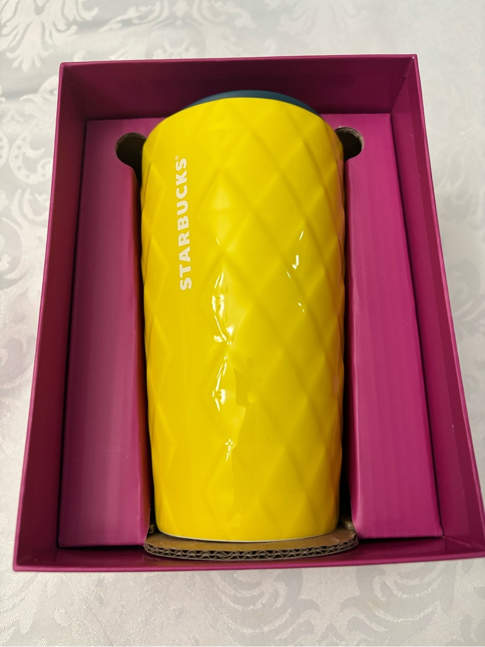2022 Starbucks Hawaii Double Wall Ceramic 12oz Pineapple Coffee Travel Tumbler.